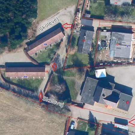 Dobbelt Vaerelse Med Egen Indgang Og Bad Apartment